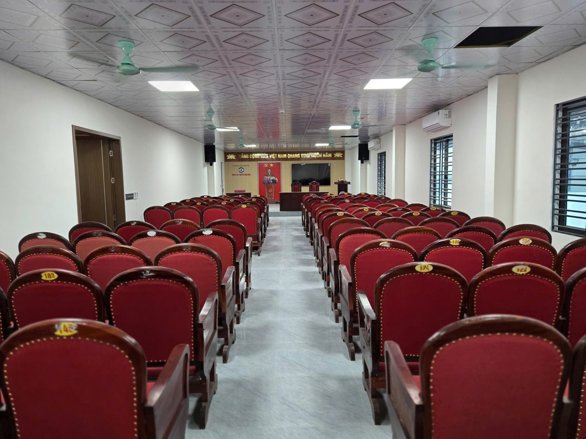 Khu vực văn phòng